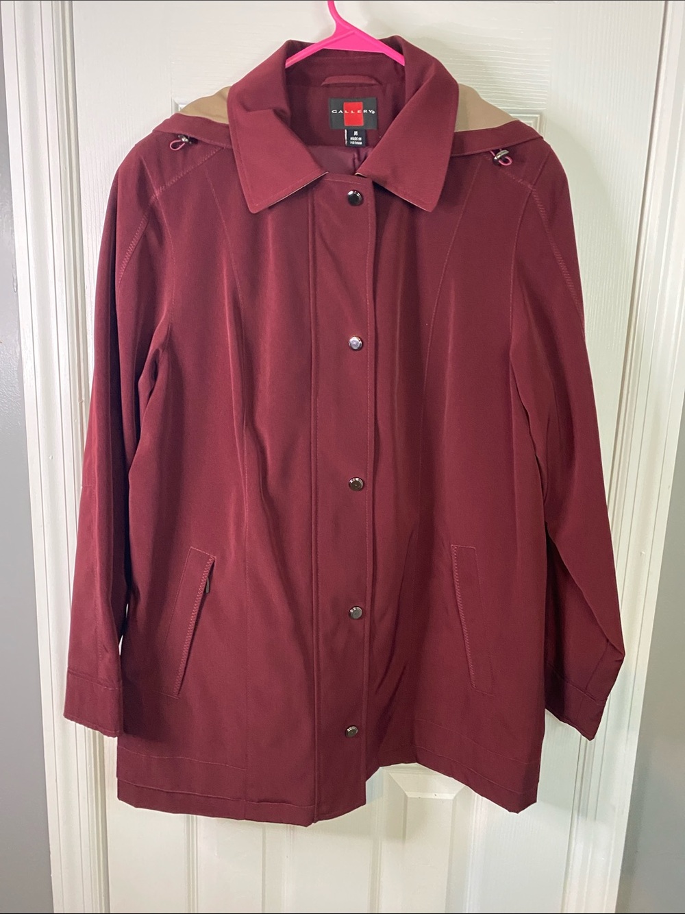 Gallery Maroon Trench Coat with Tan Hood Trim Size Medium.
